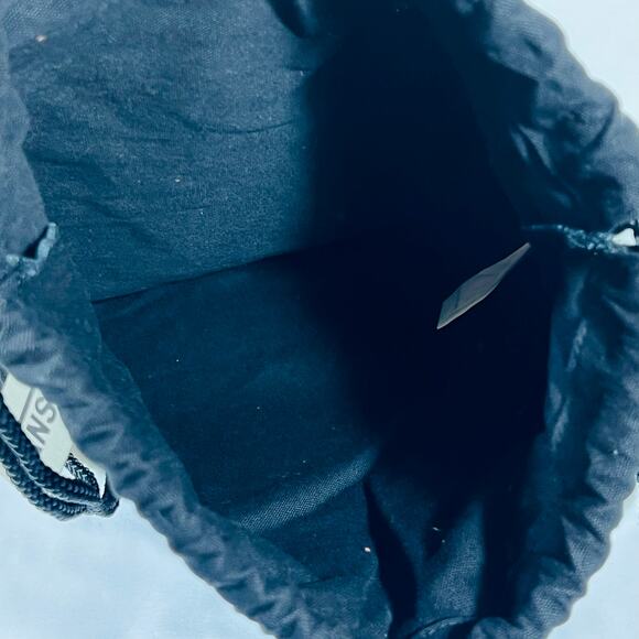 Vans Bench Bag Backpack Black Red White Classic Logo Cotton Drawstrings Closure - Picture 3 of 7